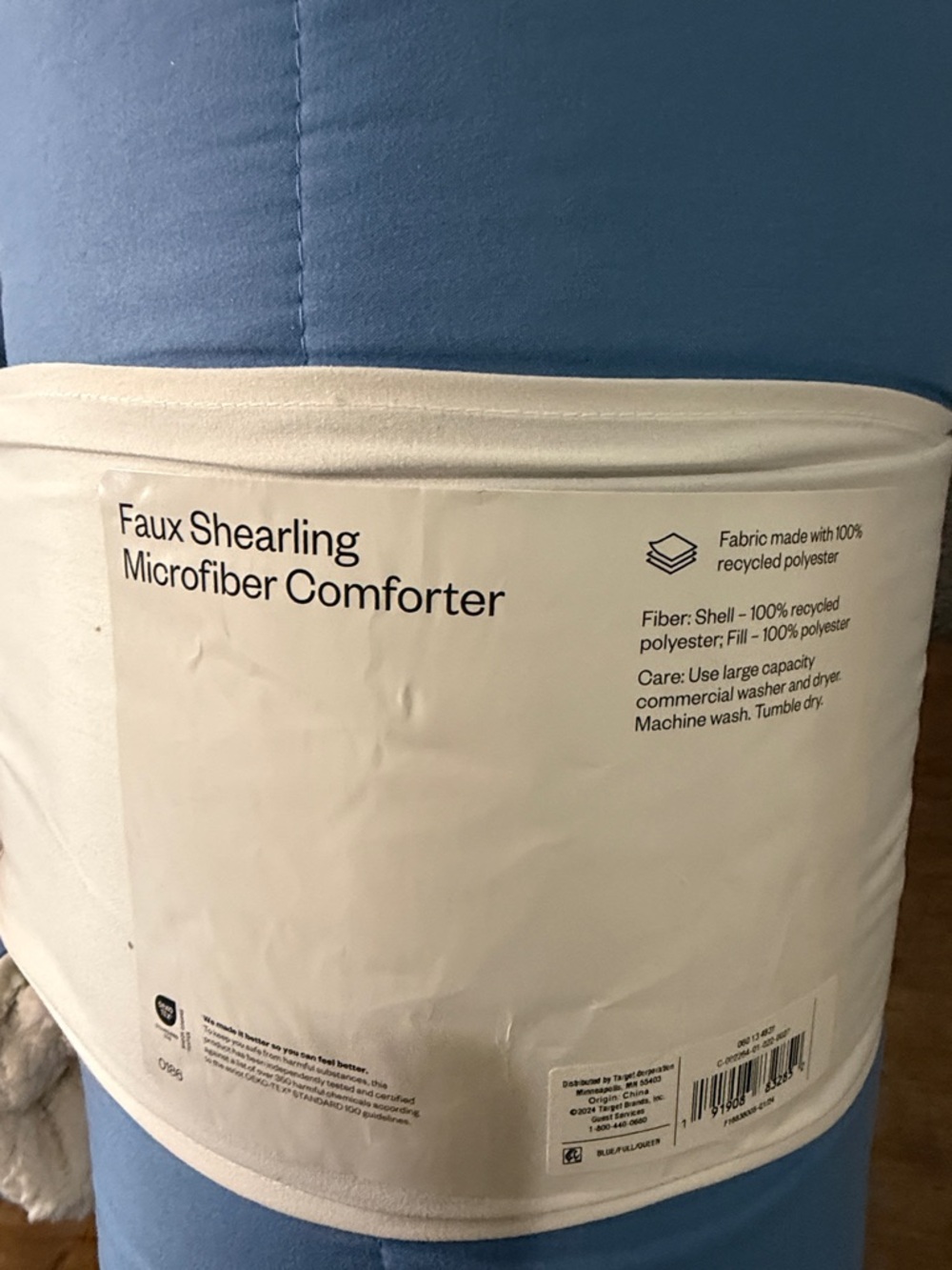 Room Essentials Sky Blue Faux Shearling Comforter full/queen NEW - Picture 5 of 7
